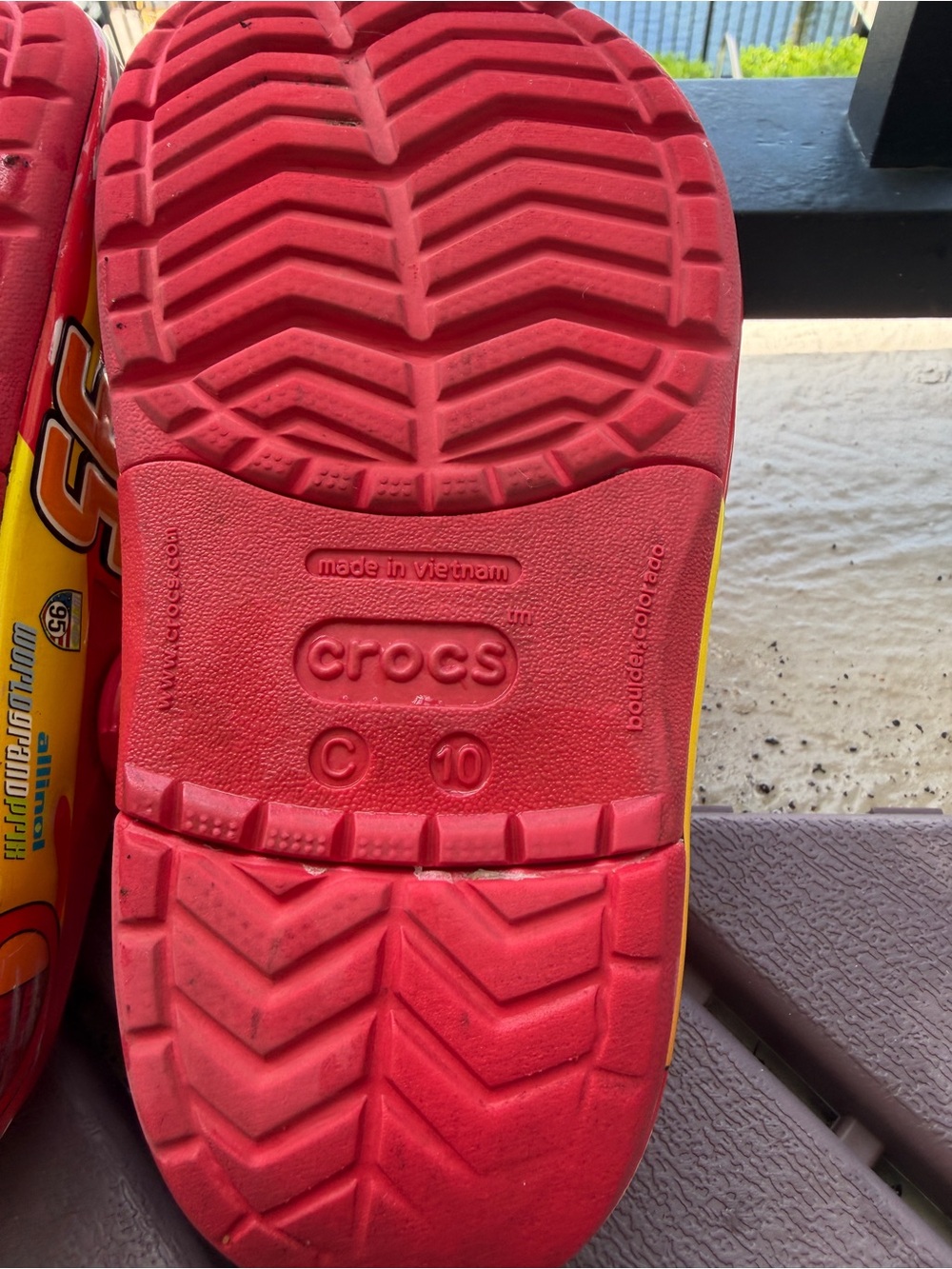 Pair of Disney Cars CROCS - Picture 11 of 12
